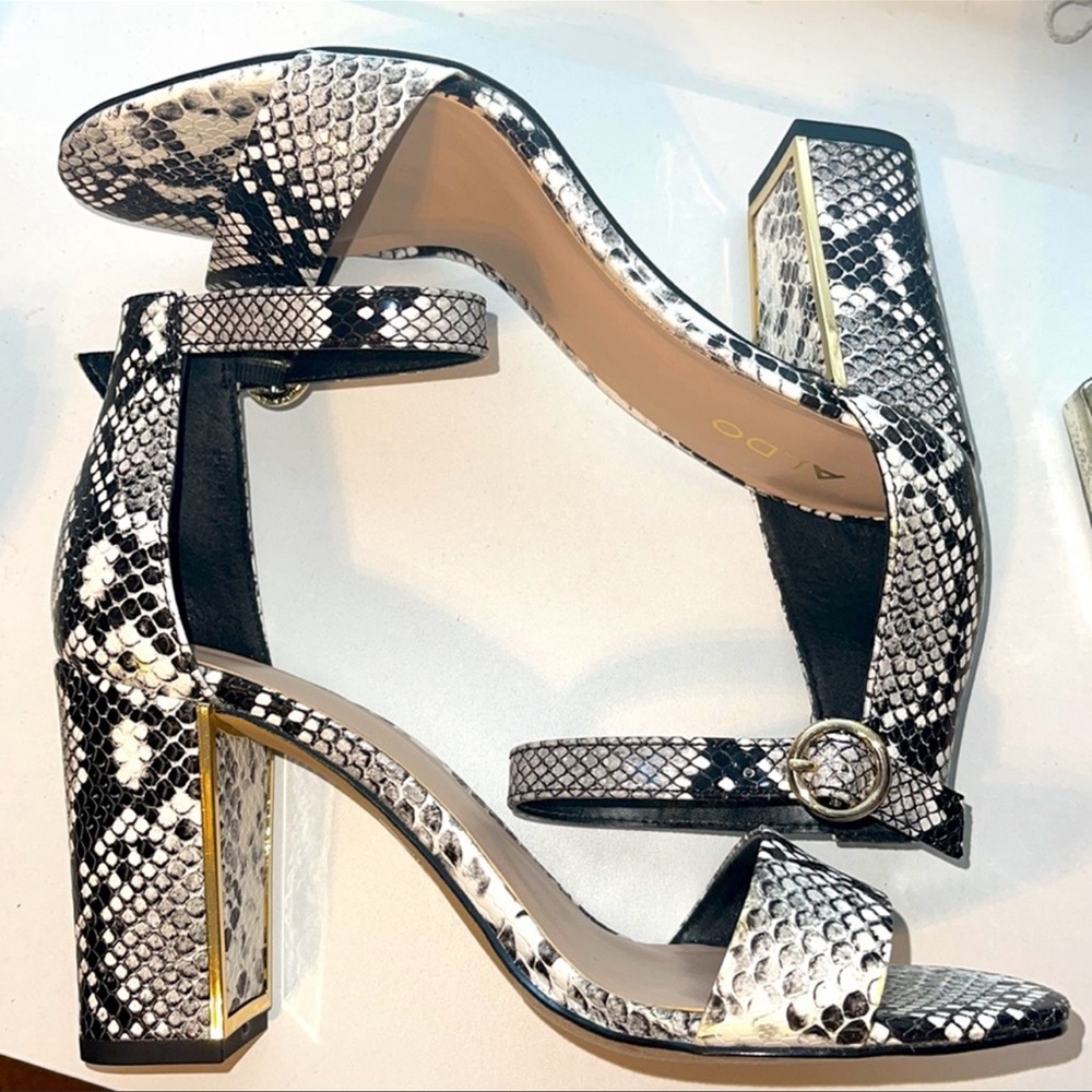 *LIKE NEW* Aldo Snakeskin Block Heels